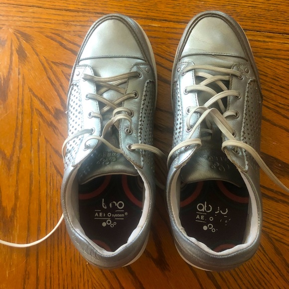 Abeo Light golden comfy Sneakers with Arch support size9 - Picture 6 of 7